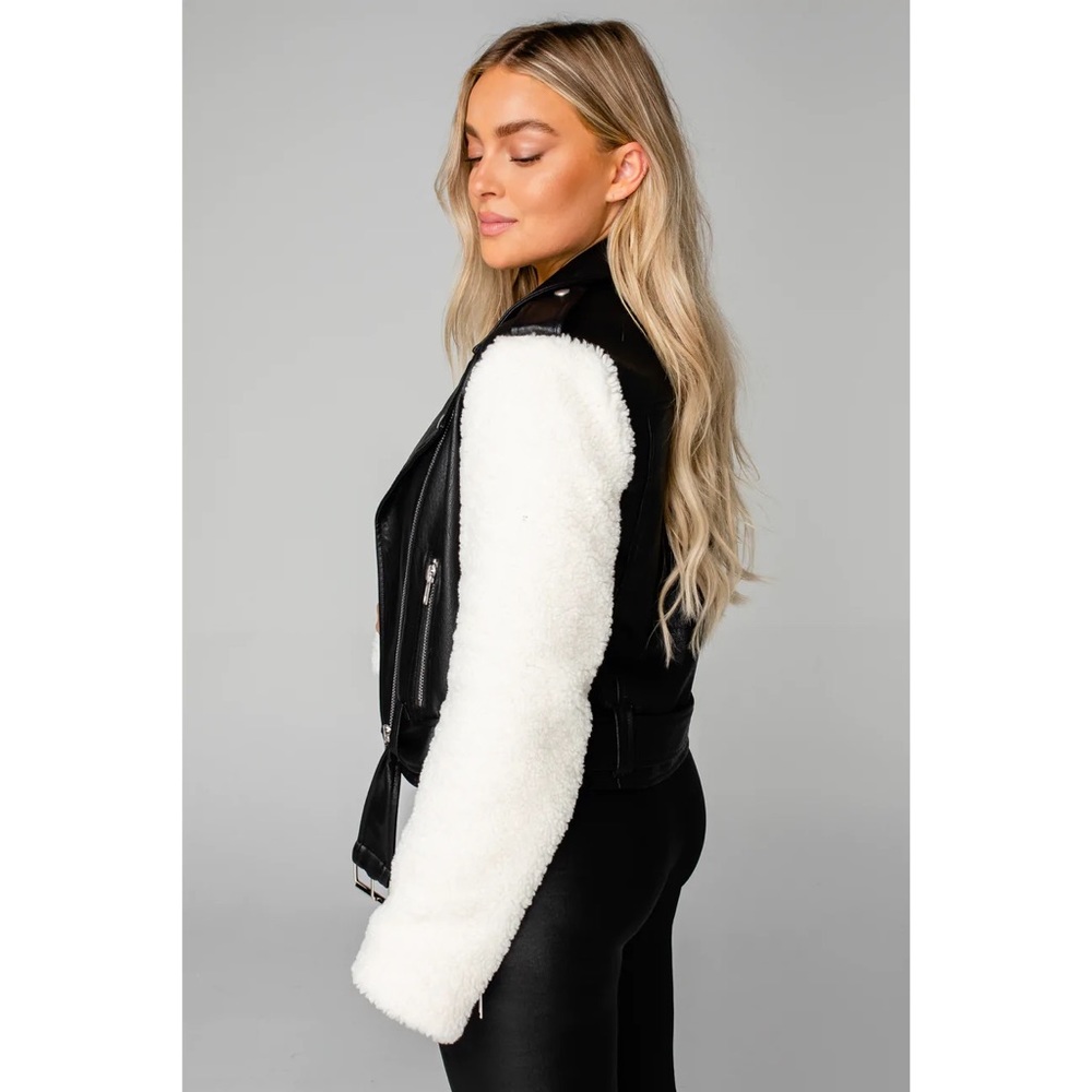 Below wholesale Buddy love leather and Sherpa jacket - Picture 2 of 5